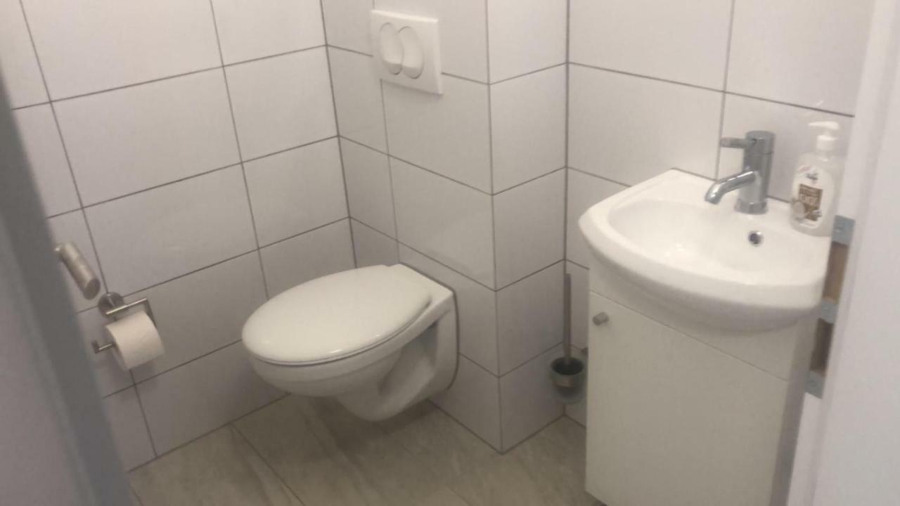 Elona Apartments Čelina Kültér fotó